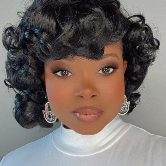 Green Rhinestone Cluster Earrings - Picture 7 of 10